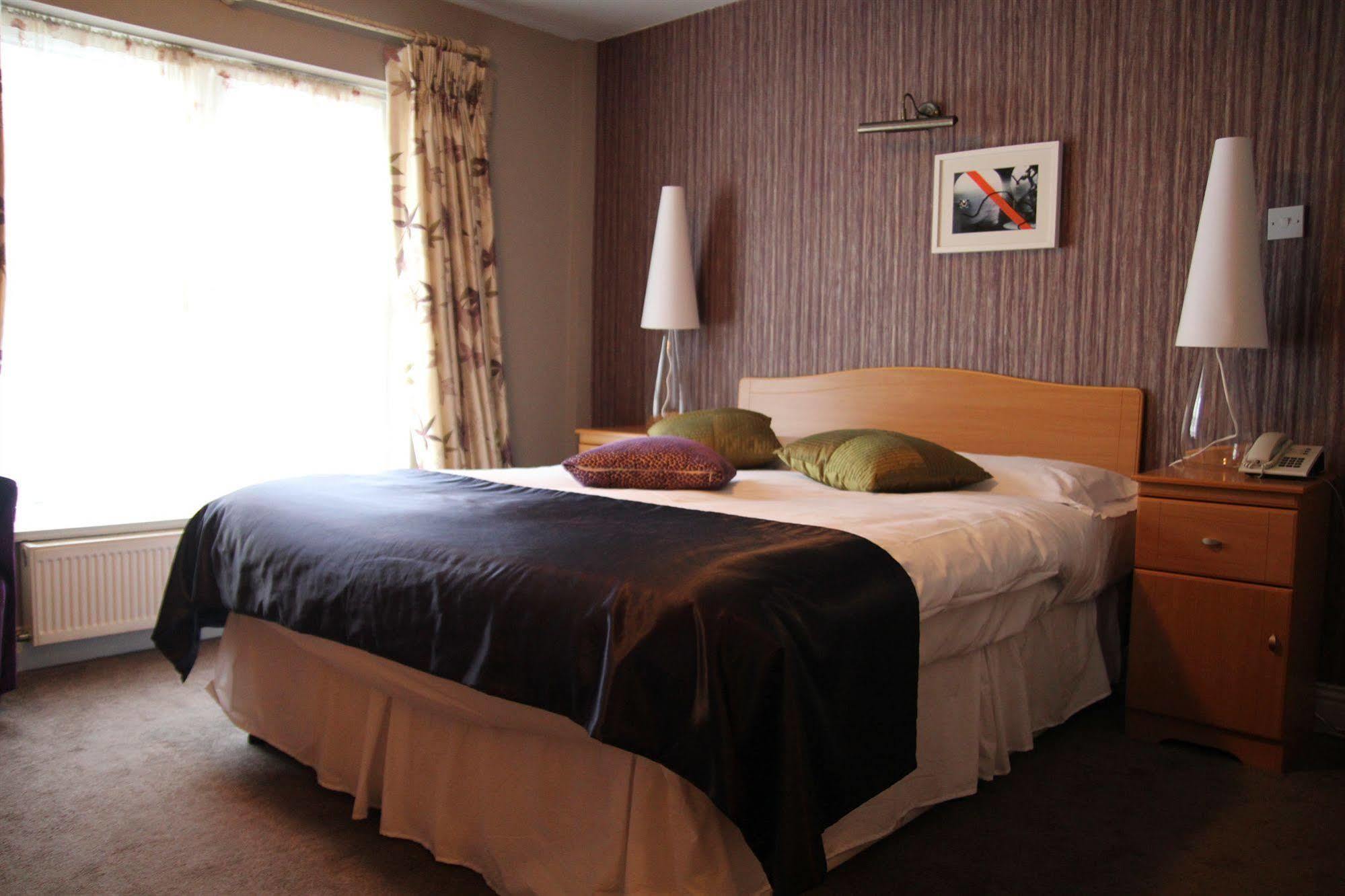 The Old Imperial Hotel Youghal Eksteriør billede